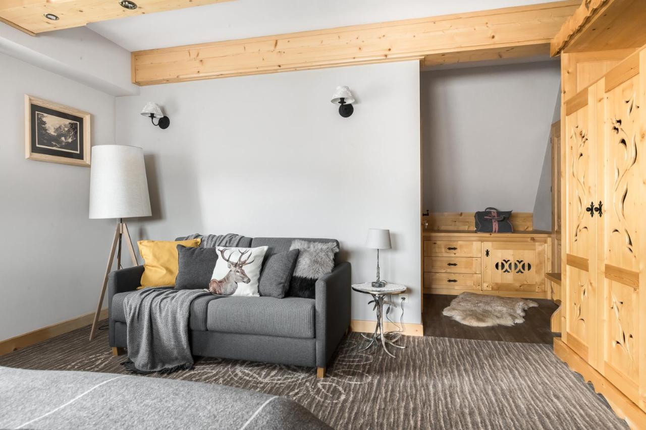 Krokus Park Residence コシチェリスコ エクステリア 写真