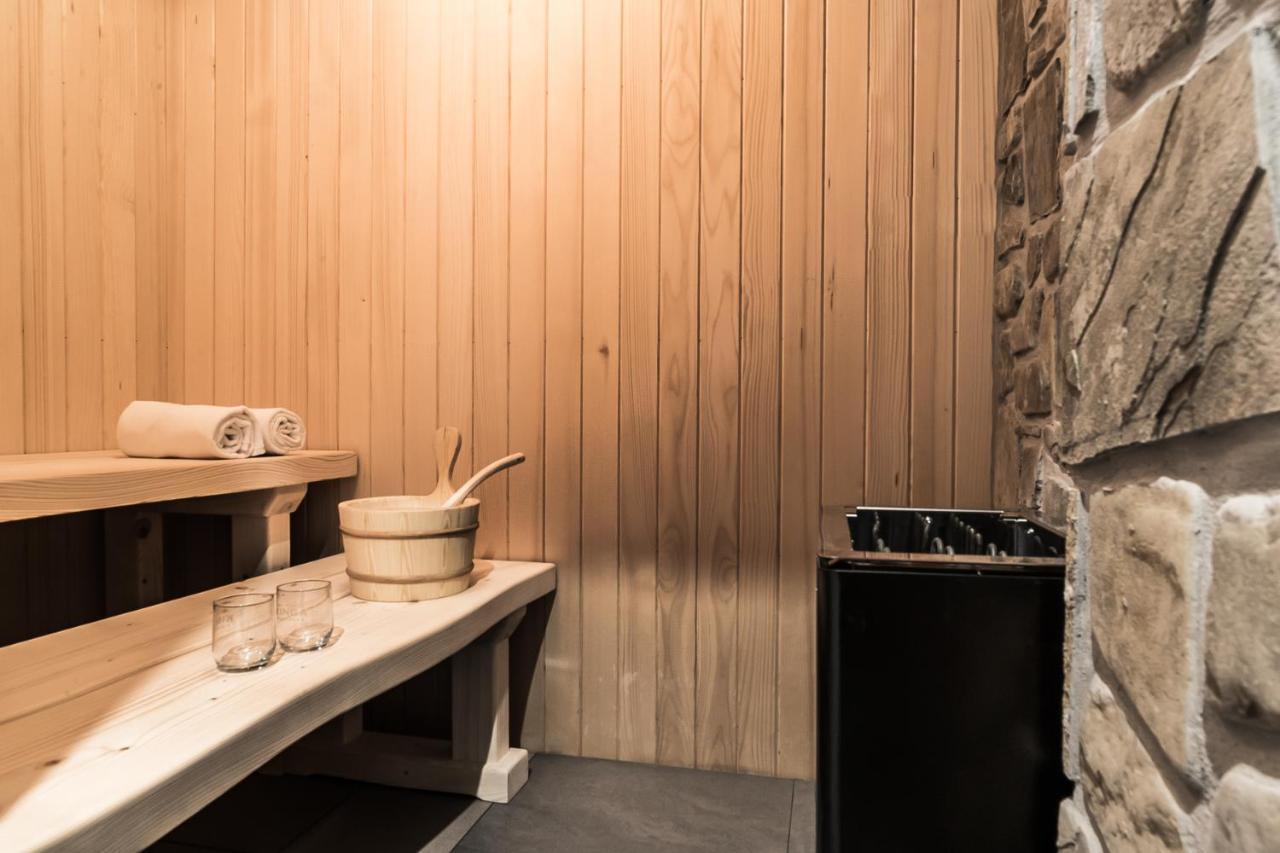 Krokus Park Residence コシチェリスコ エクステリア 写真