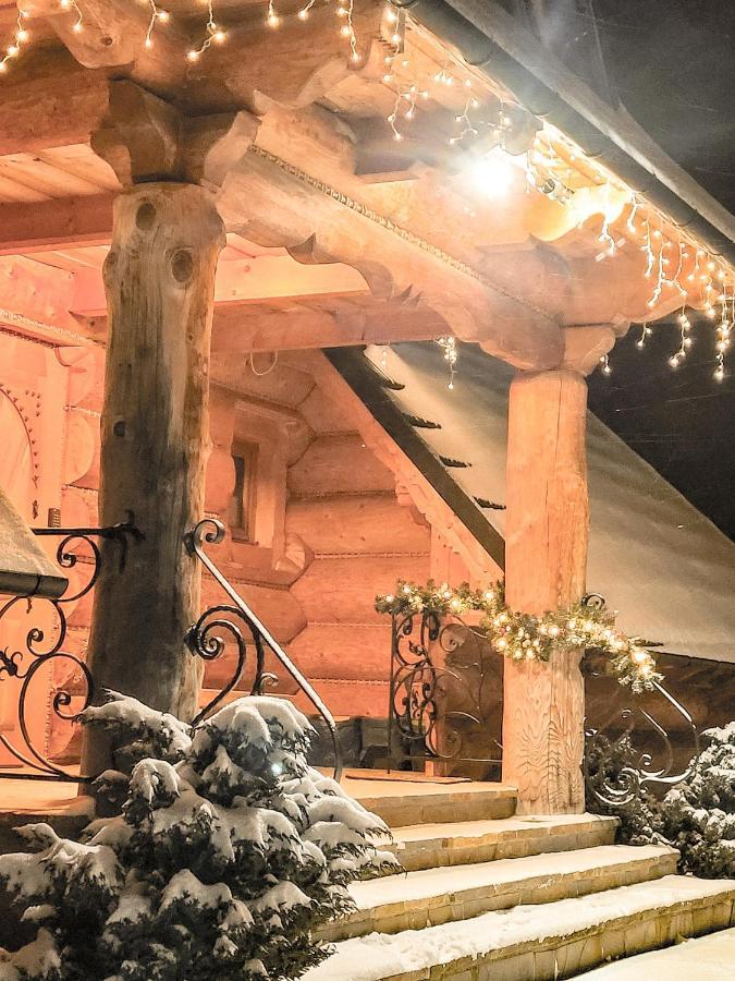 Krokus Park Residence コシチェリスコ エクステリア 写真