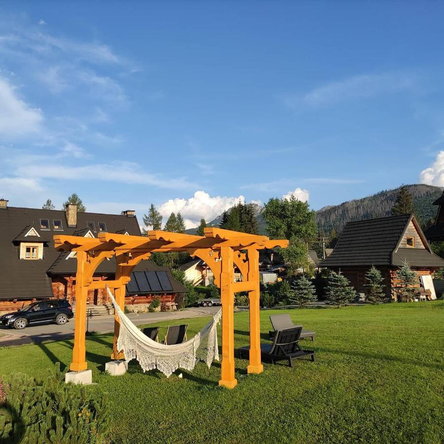 Krokus Park Residence コシチェリスコ エクステリア 写真